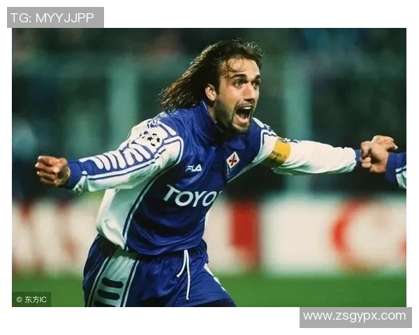 天下足球中的顶级球星与他们的传奇故事揭秘