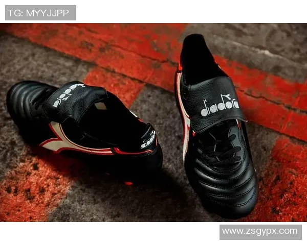 最新足球球星专属战靴揭秘,科技与设计的完美融合助力场上表现 最新足球球星专属战靴揭秘,科技与设计的完美融合助力场上表现