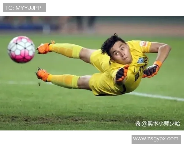 足球球星漫画化身绿茵英雄上演精彩绝伦的进球瞬间